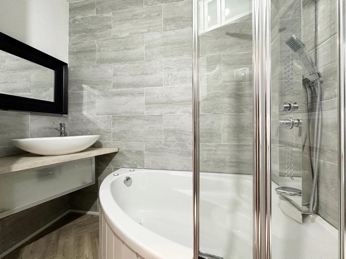 Hannah Place Near Finsbury Park - 4 Double Beds, Ideal For Families, Max 8 People * London