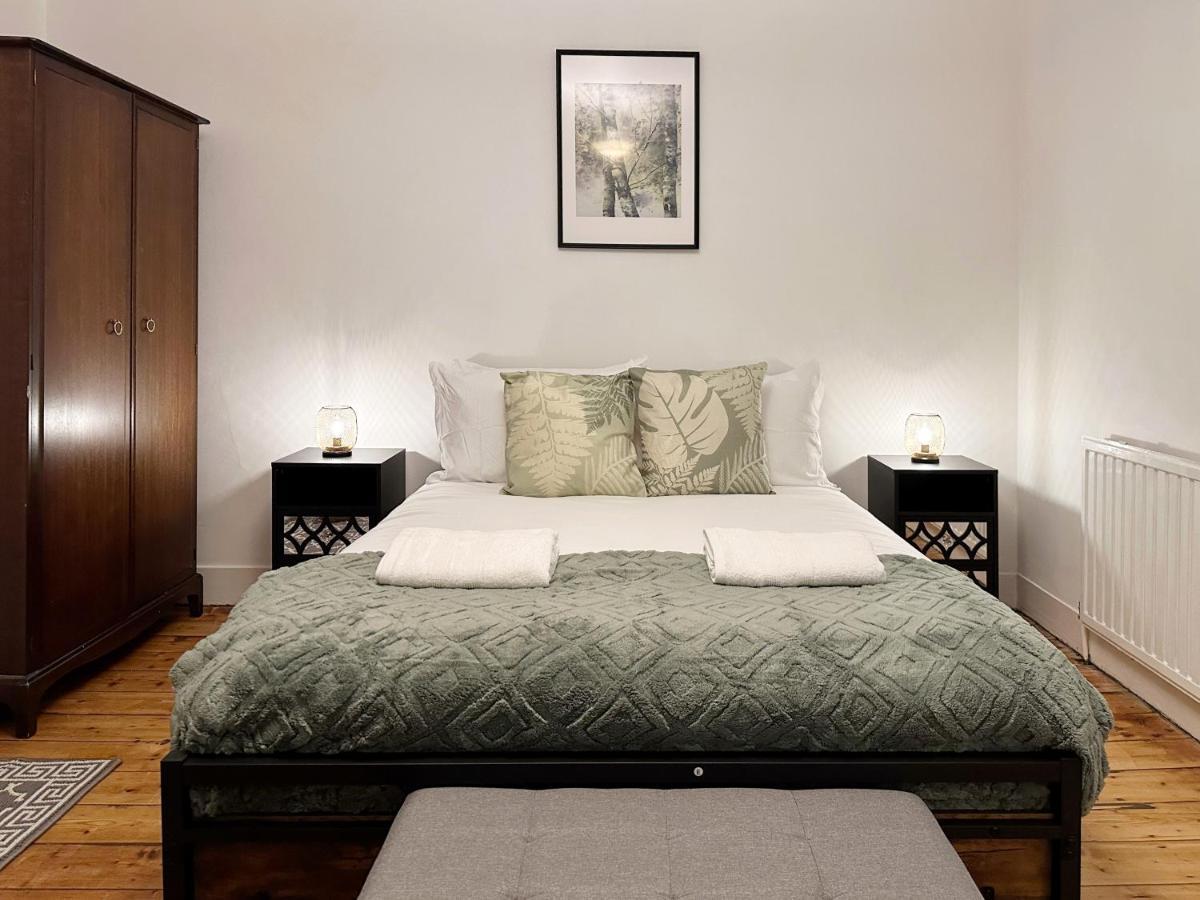 Hannah Place Near Finsbury Park - 4 Double Beds, Ideal For Families, Max 8 People Lägenhet *