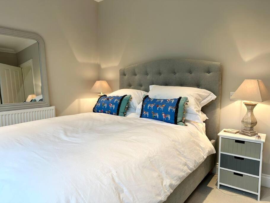 Lägenhet 2 Bed Garden - Piccadilly Line London