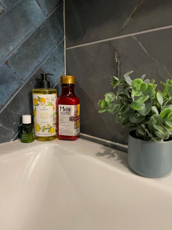Specious-cozy Maida Vale London