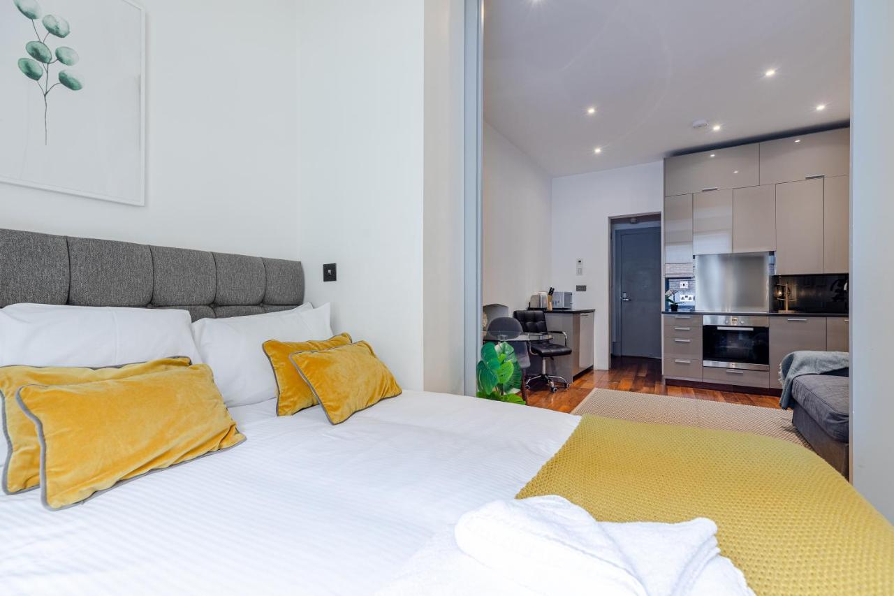 Prime Gloucester Road Apartment