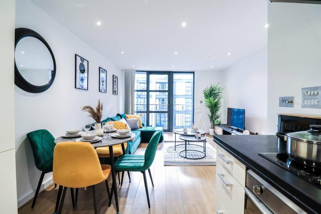 Stylish 1 Bed Flat - 5 Mins From Canary Wharf Appartement Londres
