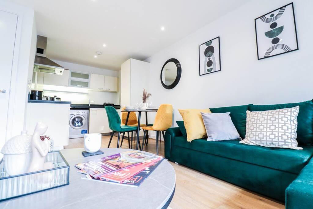 Stylish 1 Bed Flat - 5 Mins From Canary Wharf Appartement