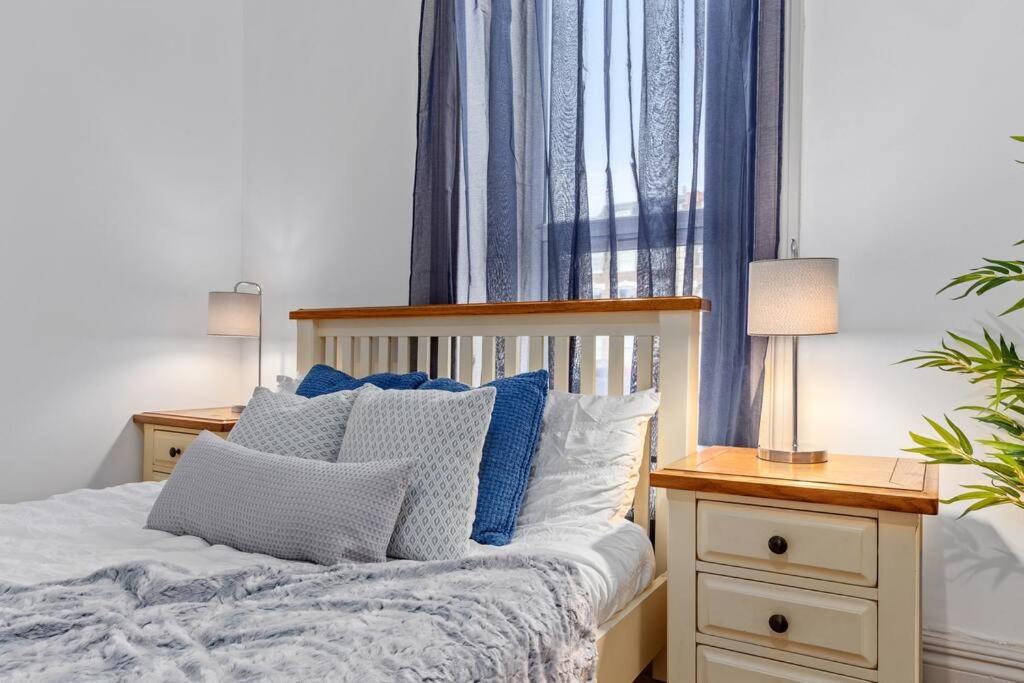Apartment Luxury Sleep 4 Near Hyde Park Ed1