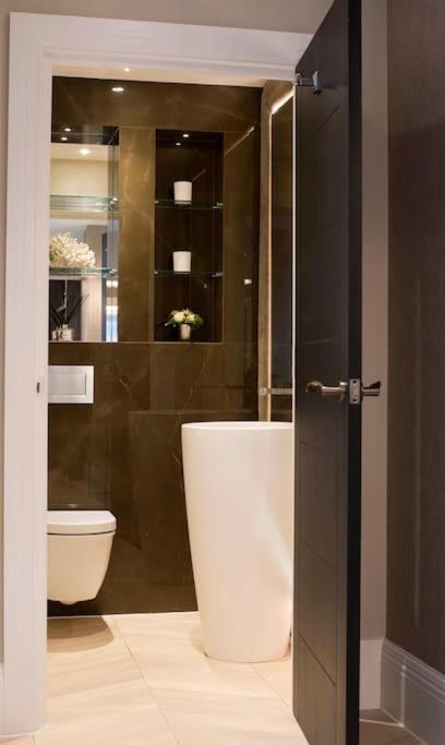 New, Luxury 3 Bed Duplex In Covent Garden Appartamento