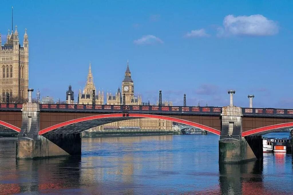 New 1br Wstunning View, 5 Min Vauxhall St Appartement Londen