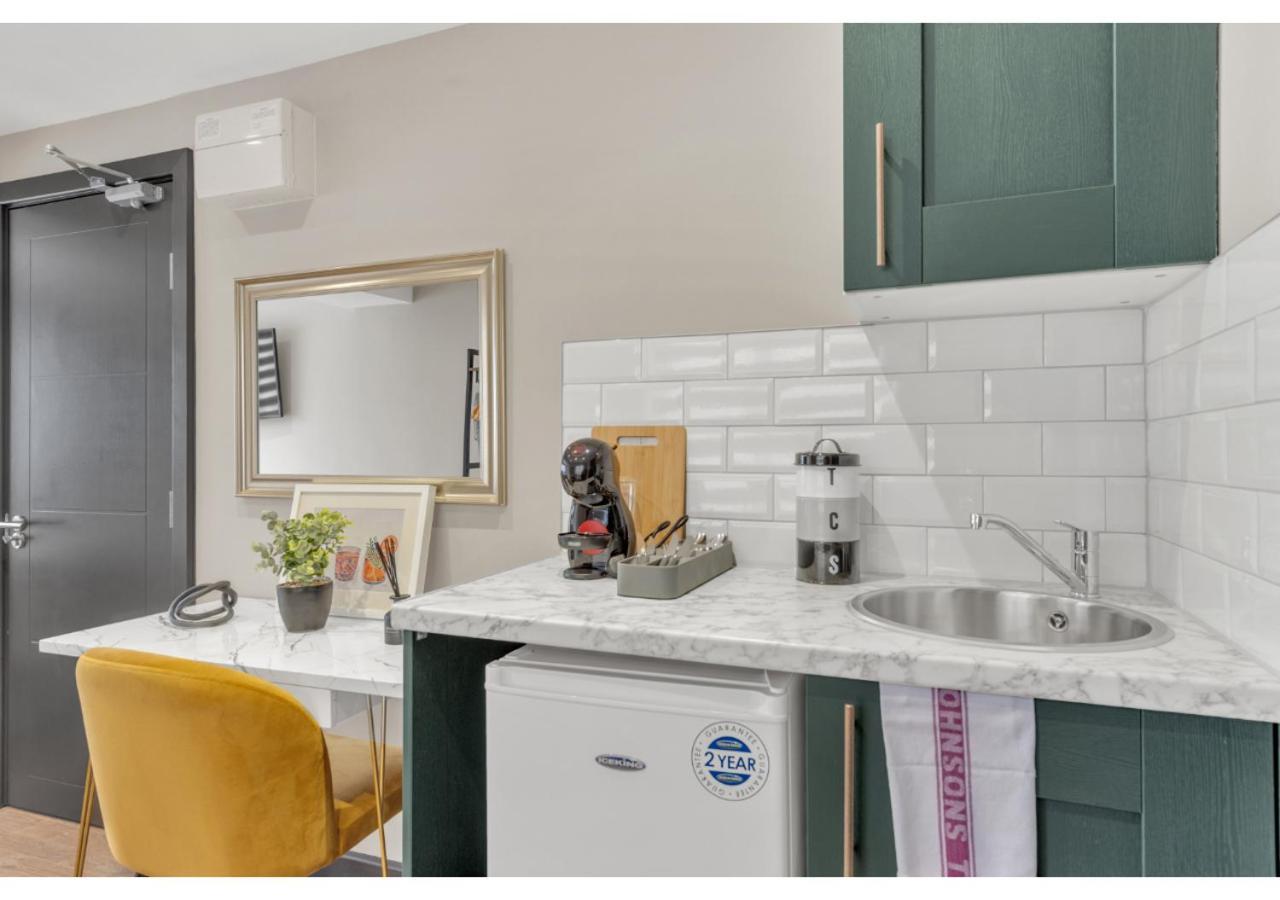 The Wanderlust Studio: Travelers' Haven Appartement *