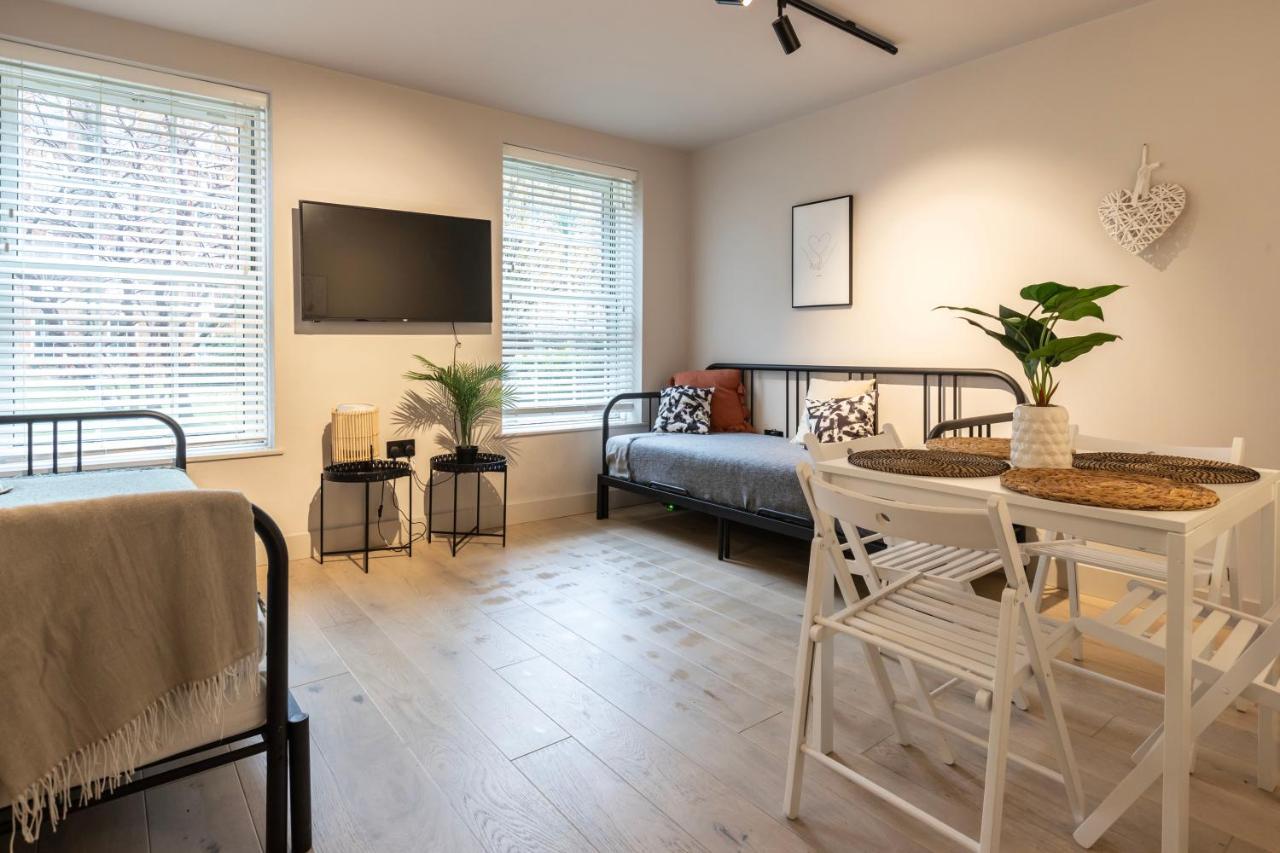 Amazing Property In Zone 1 Apartment London