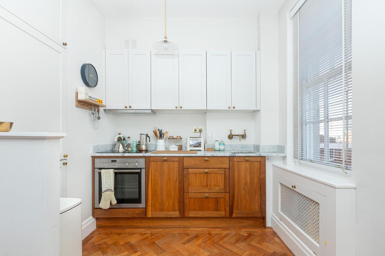 Bright 1br Apt, 1min To Tube & Kensington Gardens Appartement *
