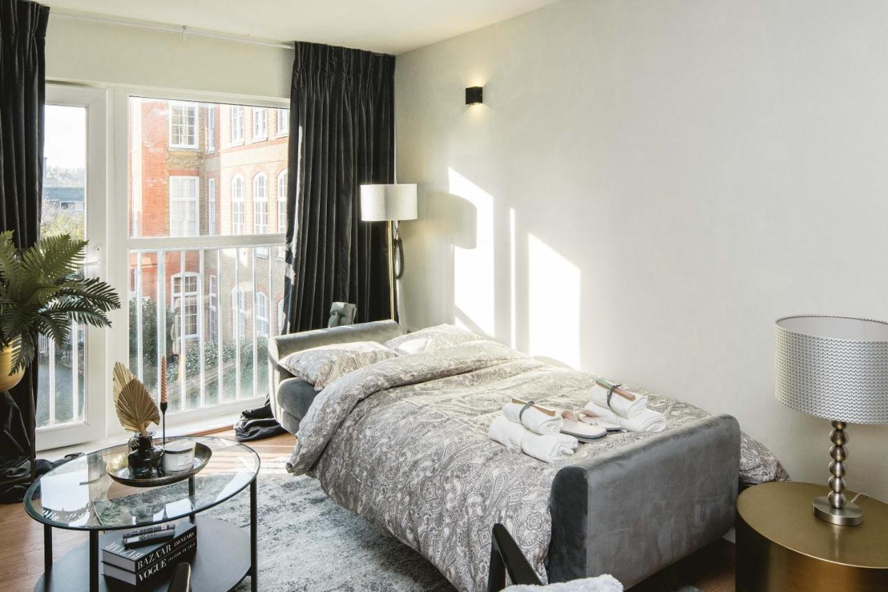 Canary Wharf 2-bed Luxury Haven *