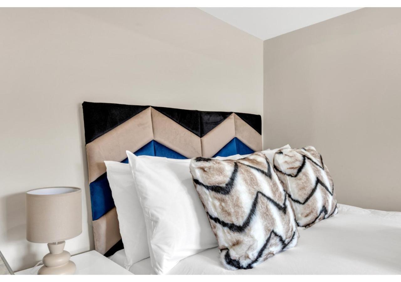 & Explore: Convenient - Prime Location Appartement *