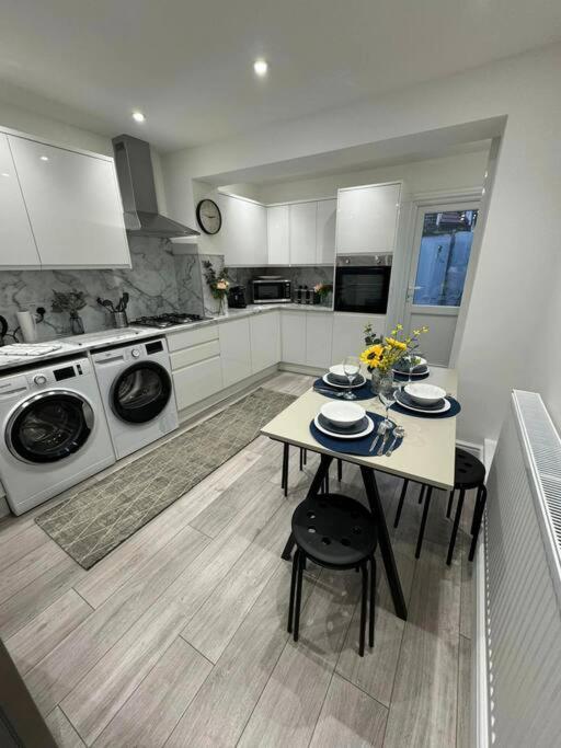 Holiday home Modern 5 Bed Near Excel -big Ben London