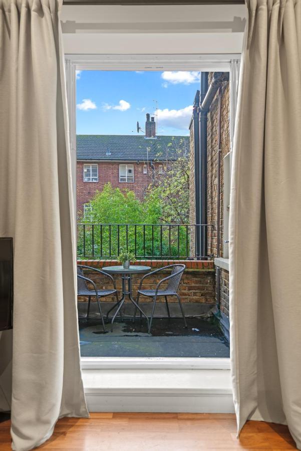 Notting Hill: Stylish 1br With Terrace - Lägenhet *