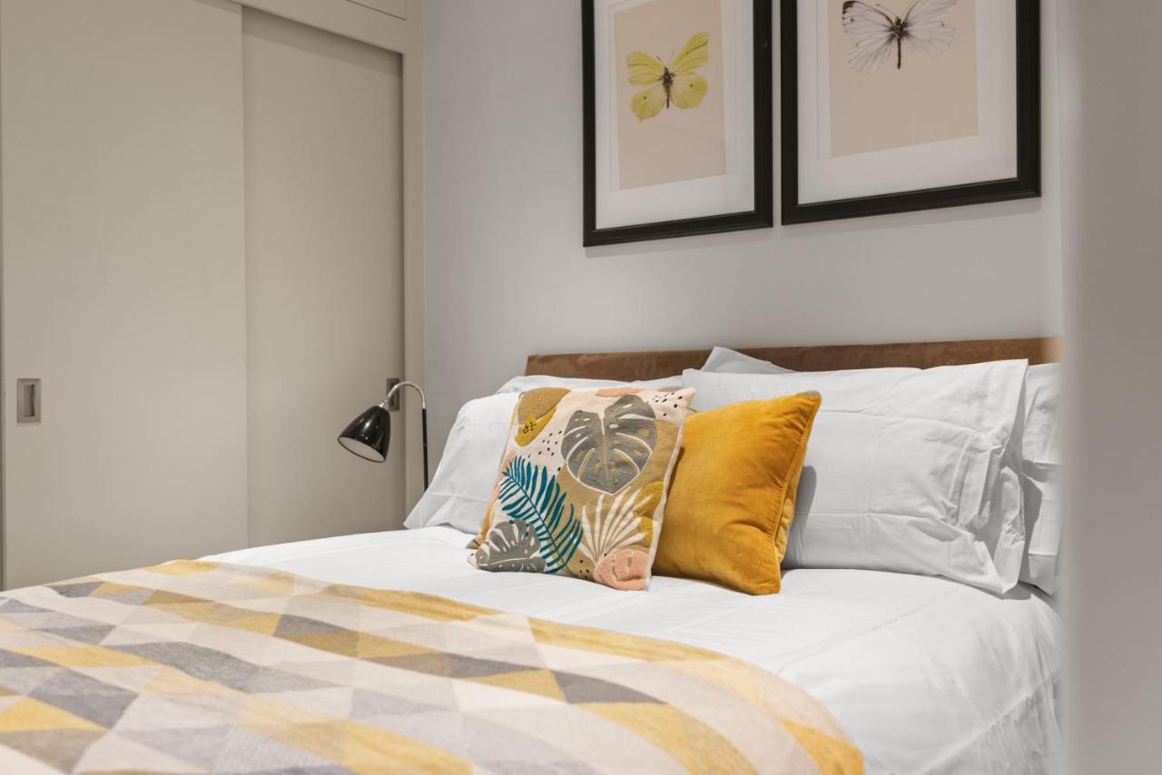Notting Hill: Stylish 1br With Terrace - Lägenhet London