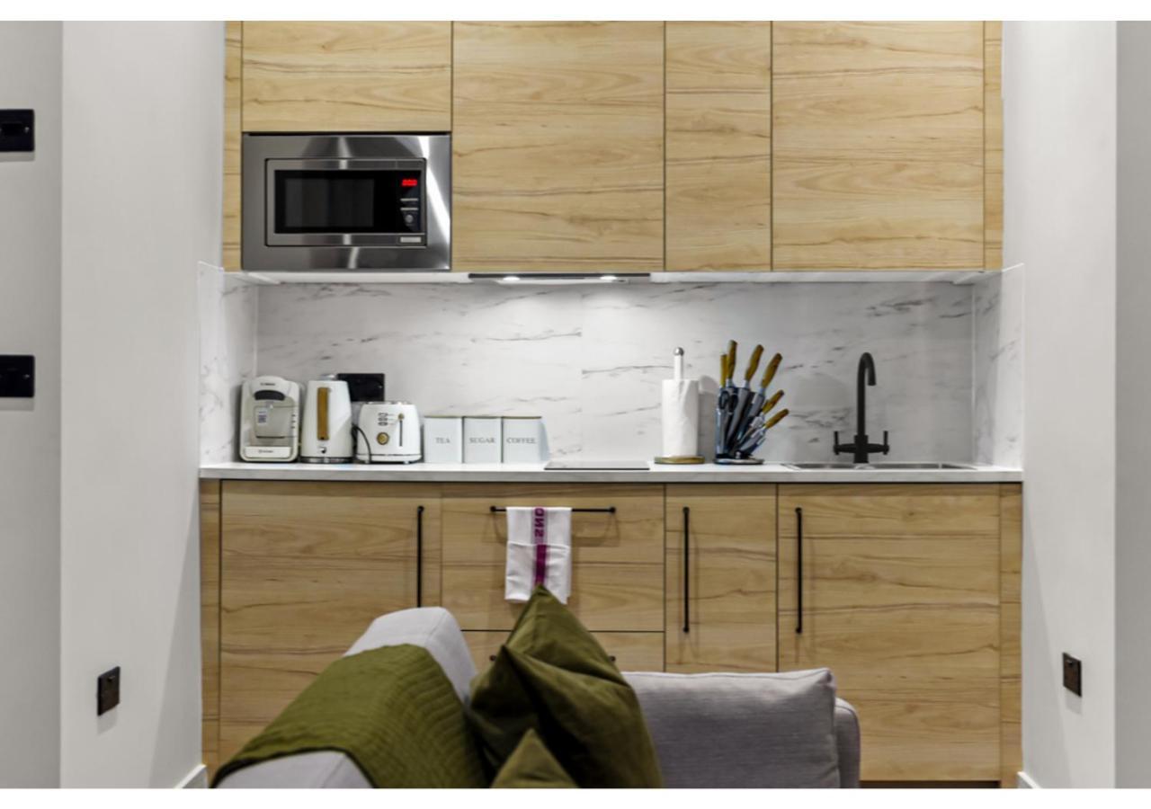 Appartamento Charming 1br Oasis In The Heart Of Clapton Common Londra