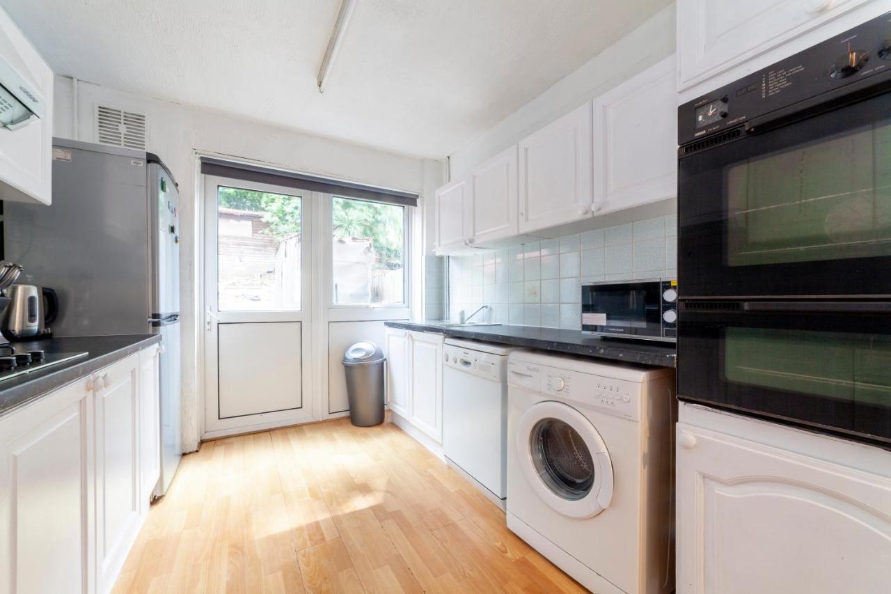 Casa vacanze Stunning 3 Bed House With Private Garden, Woolwich *