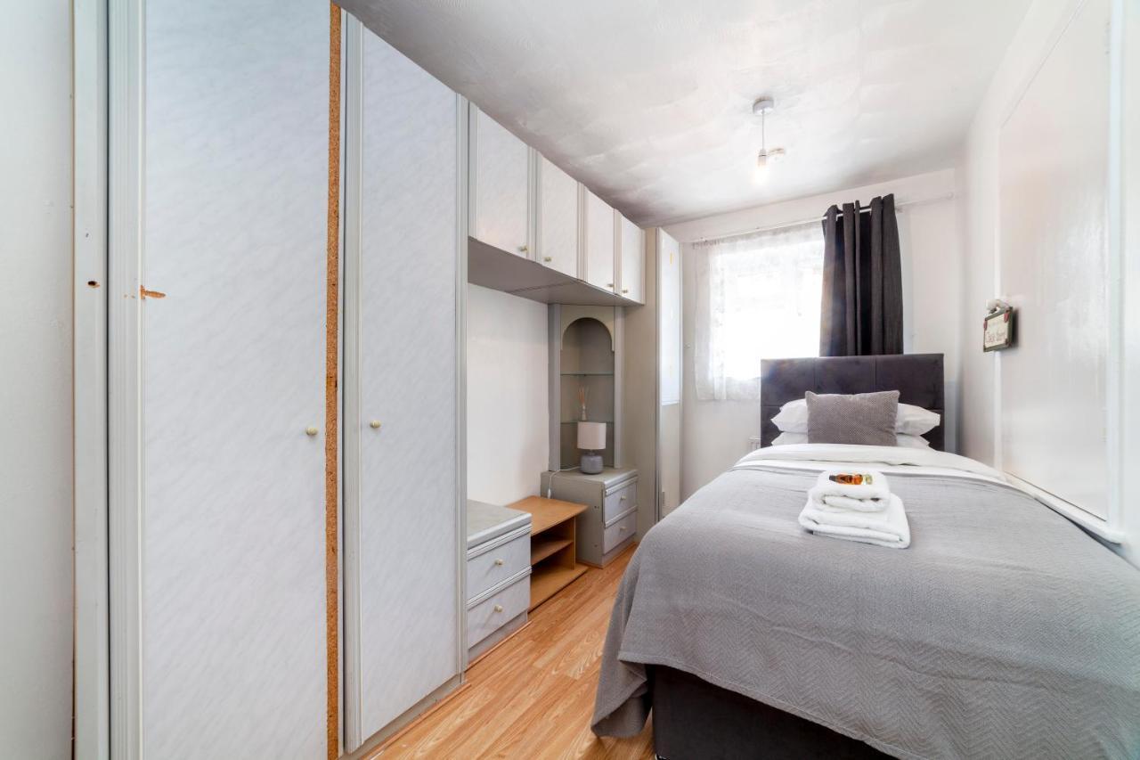 Casa vacanze Stunning 3 Bed House With Private Garden, Woolwich Londra