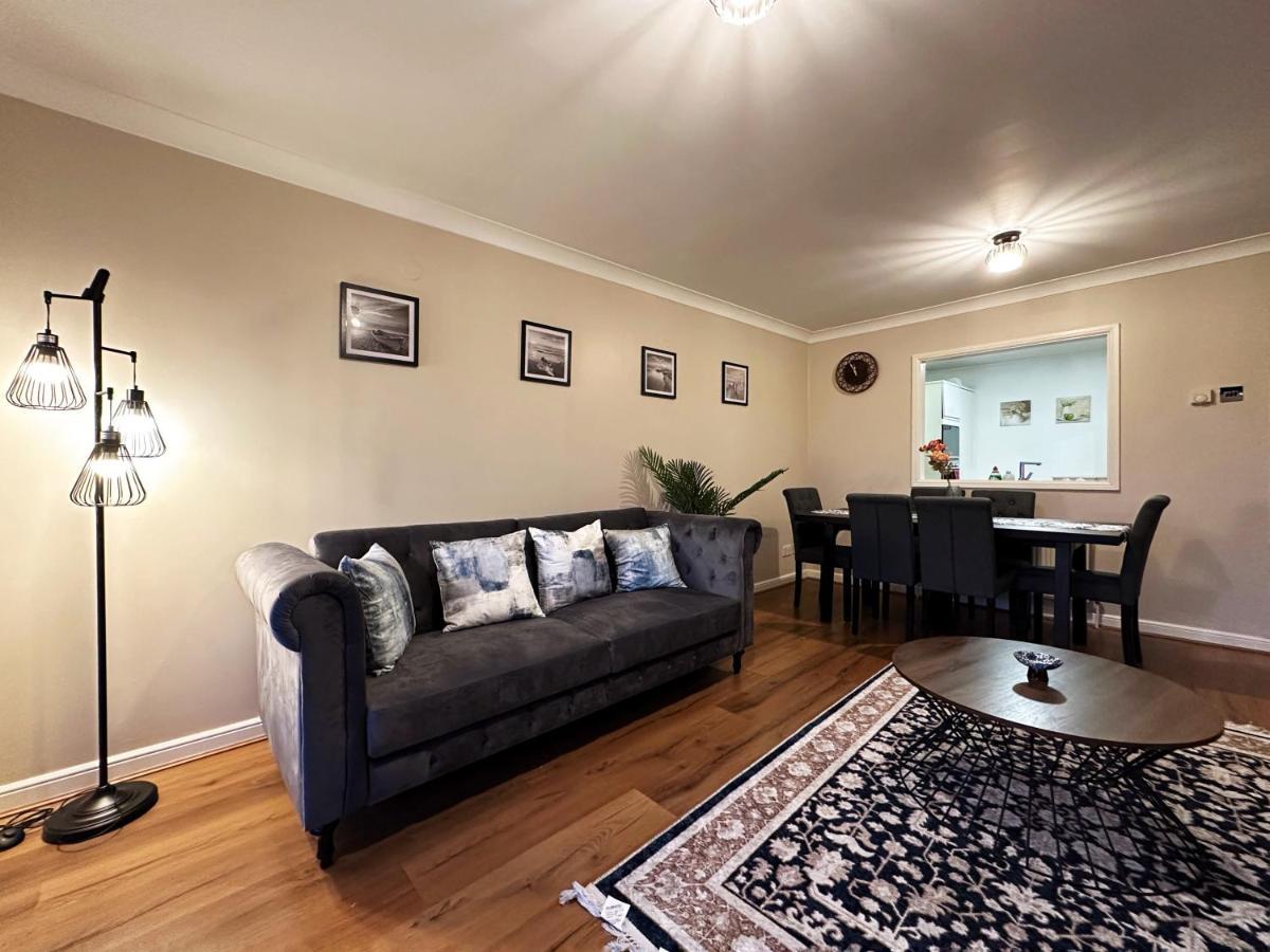 Tina Place In Tower Hill - 2 Double Beds, Max 4 People, Great Location In * London