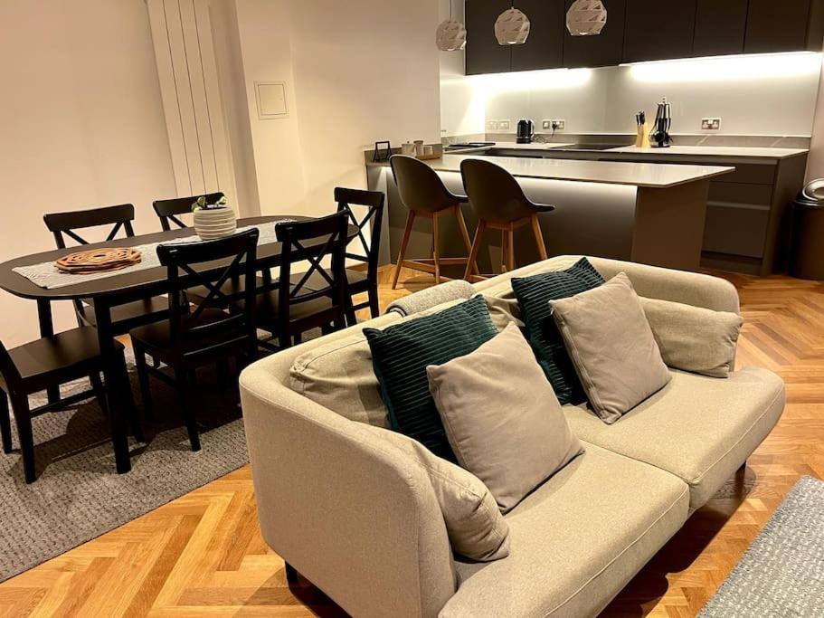 Lejlighed The Penthouse By Condokeeper