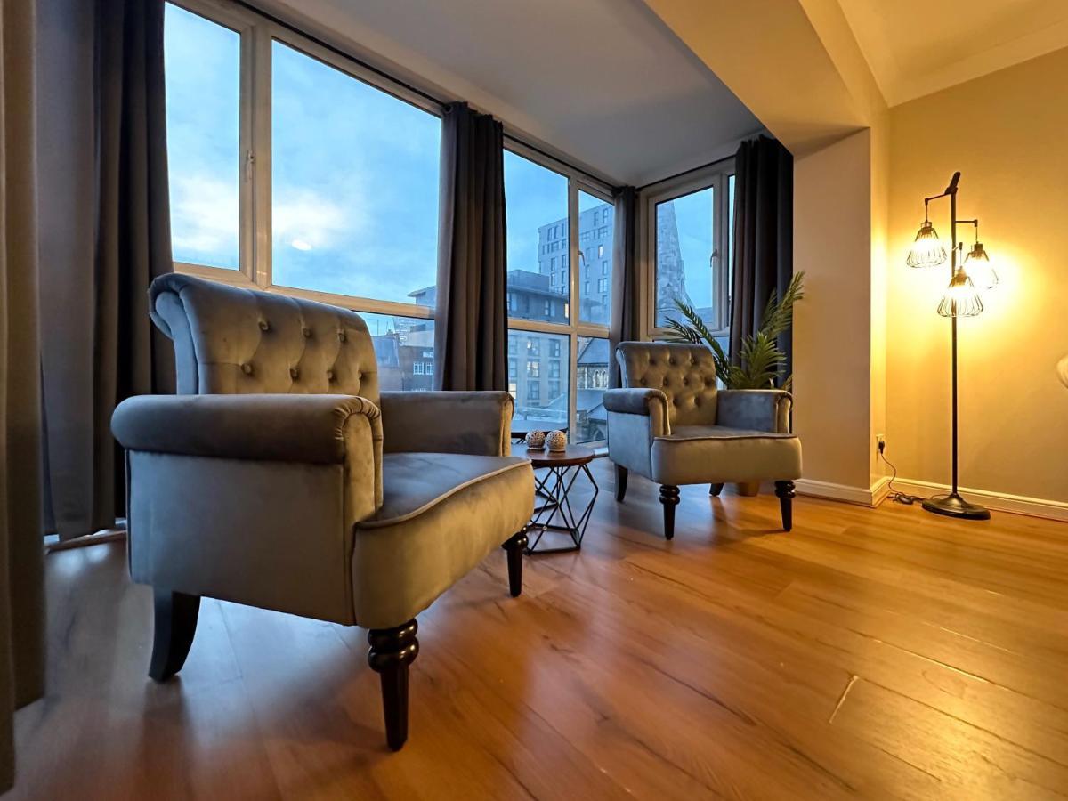Apartment Tina Place In Tower Hill - 2 Double Beds, Max 4 People, Great Location In