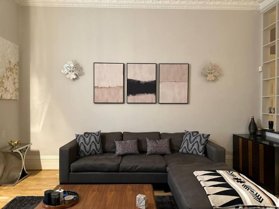 Apartment Stunning 2 Bed/2bath Flat In Heart Of Kensington
