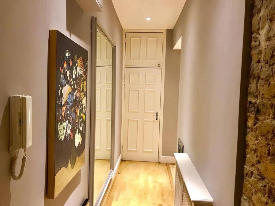 Apartment Stunning 2 Bed/2bath Flat In Heart Of Kensington London