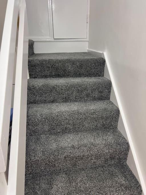 Apartment Stunning 2 Bedroom Duplex In The Heart Of *