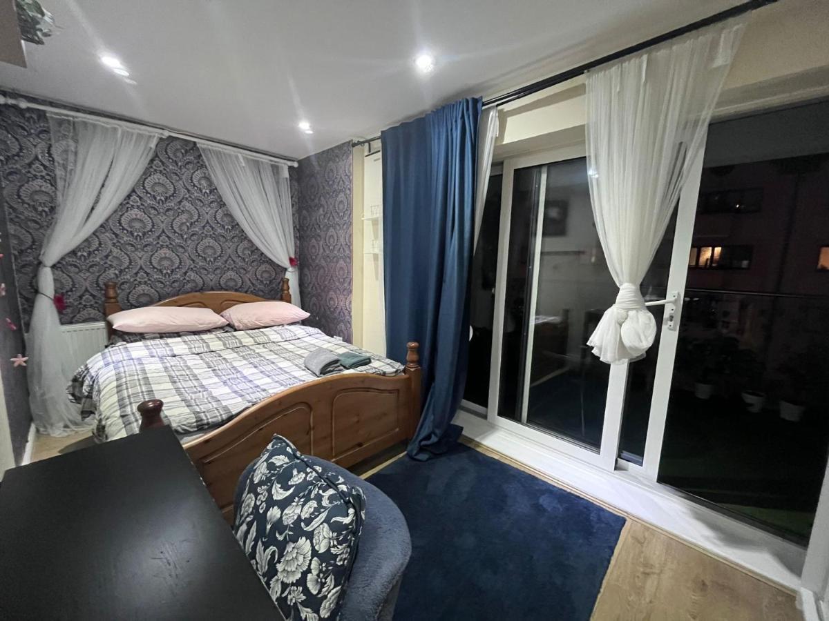 Near Canary Wharf * London