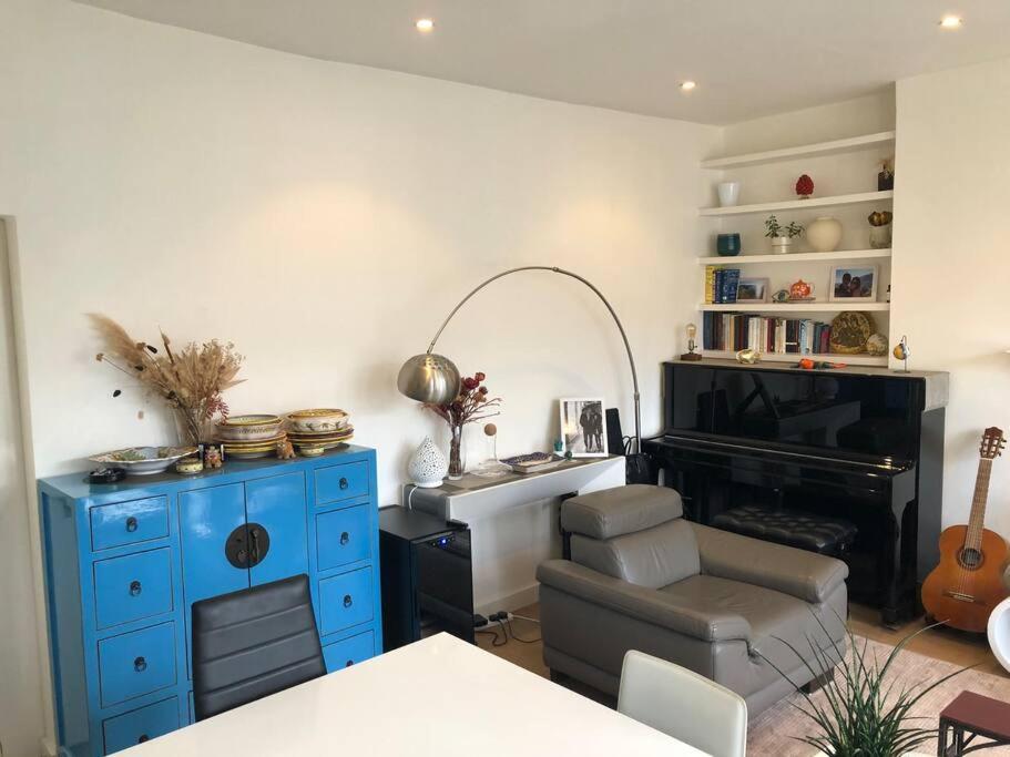 Metropolitan Tranquility: Chic Flat Regent's Park Leilighet