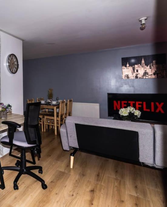 Pristine Relocation Pamers Appartement Londen