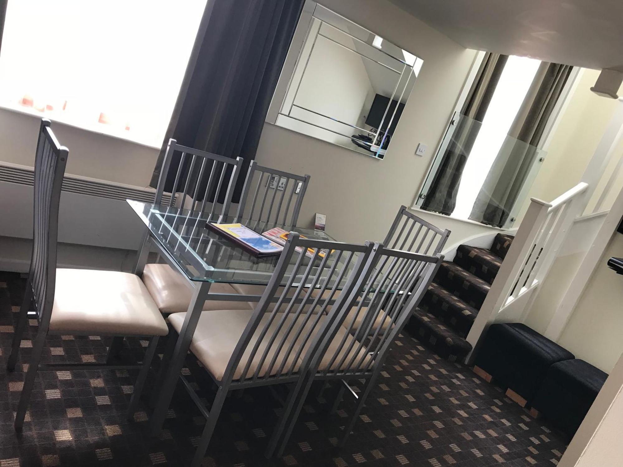 Grand Plaza Serviced Aparthotel 4*