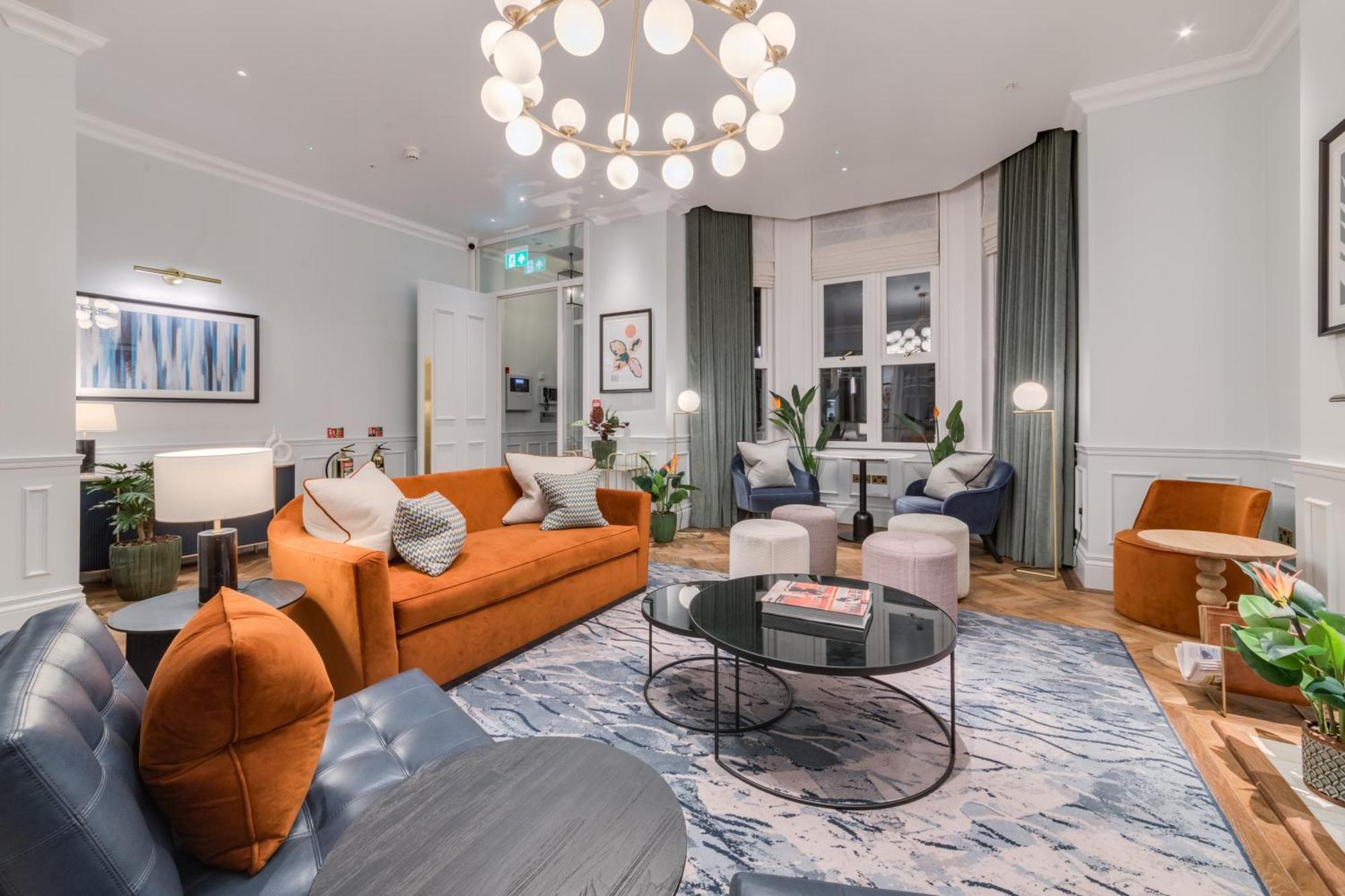 Mornington Kensington, Bw Premier Collection Hotel