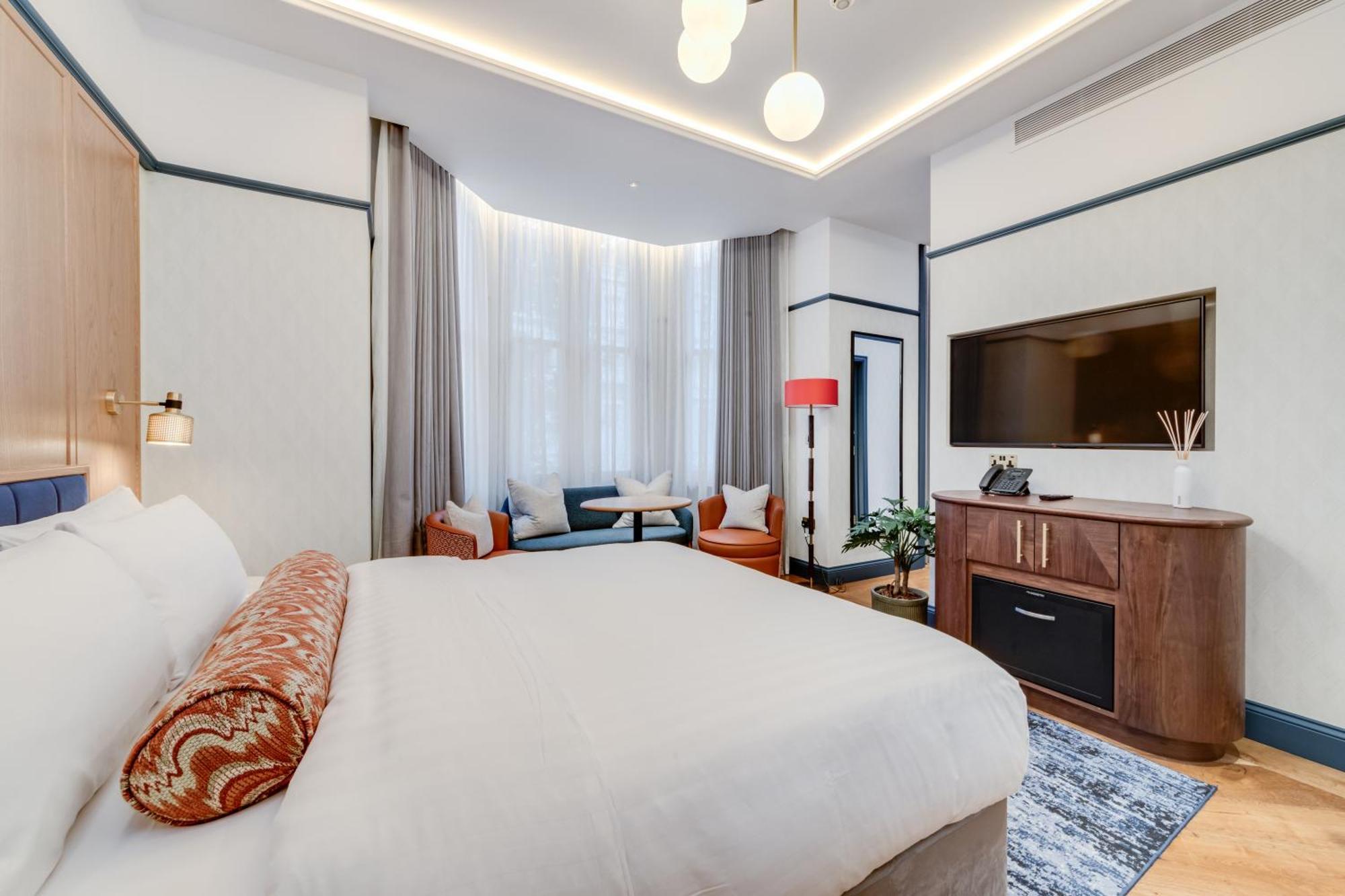 Mornington Kensington, Bw Premier Collection Hotel