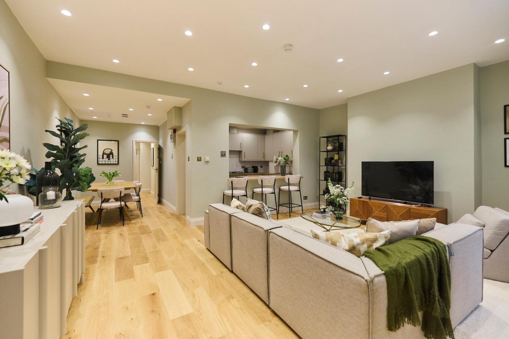 The Bayswater Gardens - Bright 3bdr Apartment London