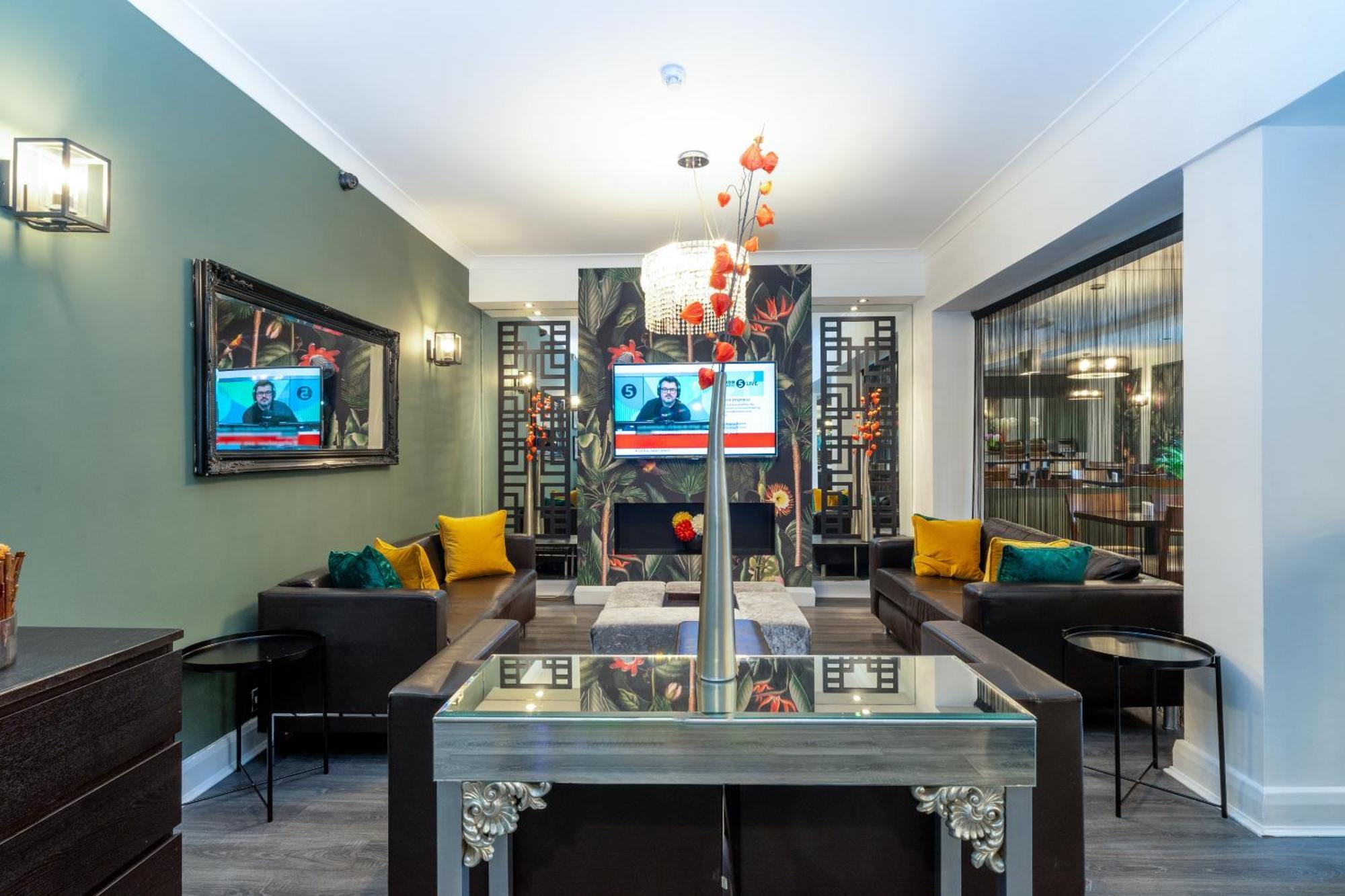 Croft Court Hotel 3*