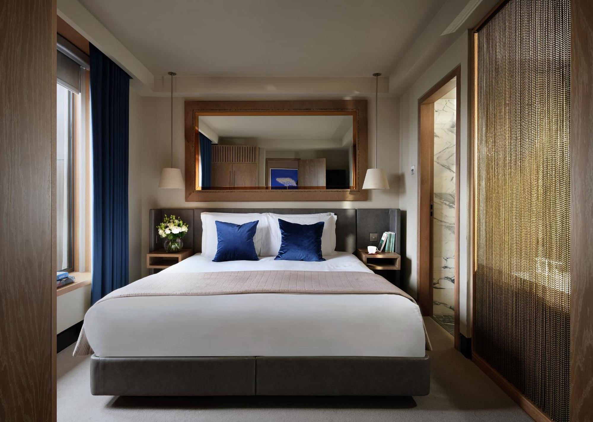 The Hari London