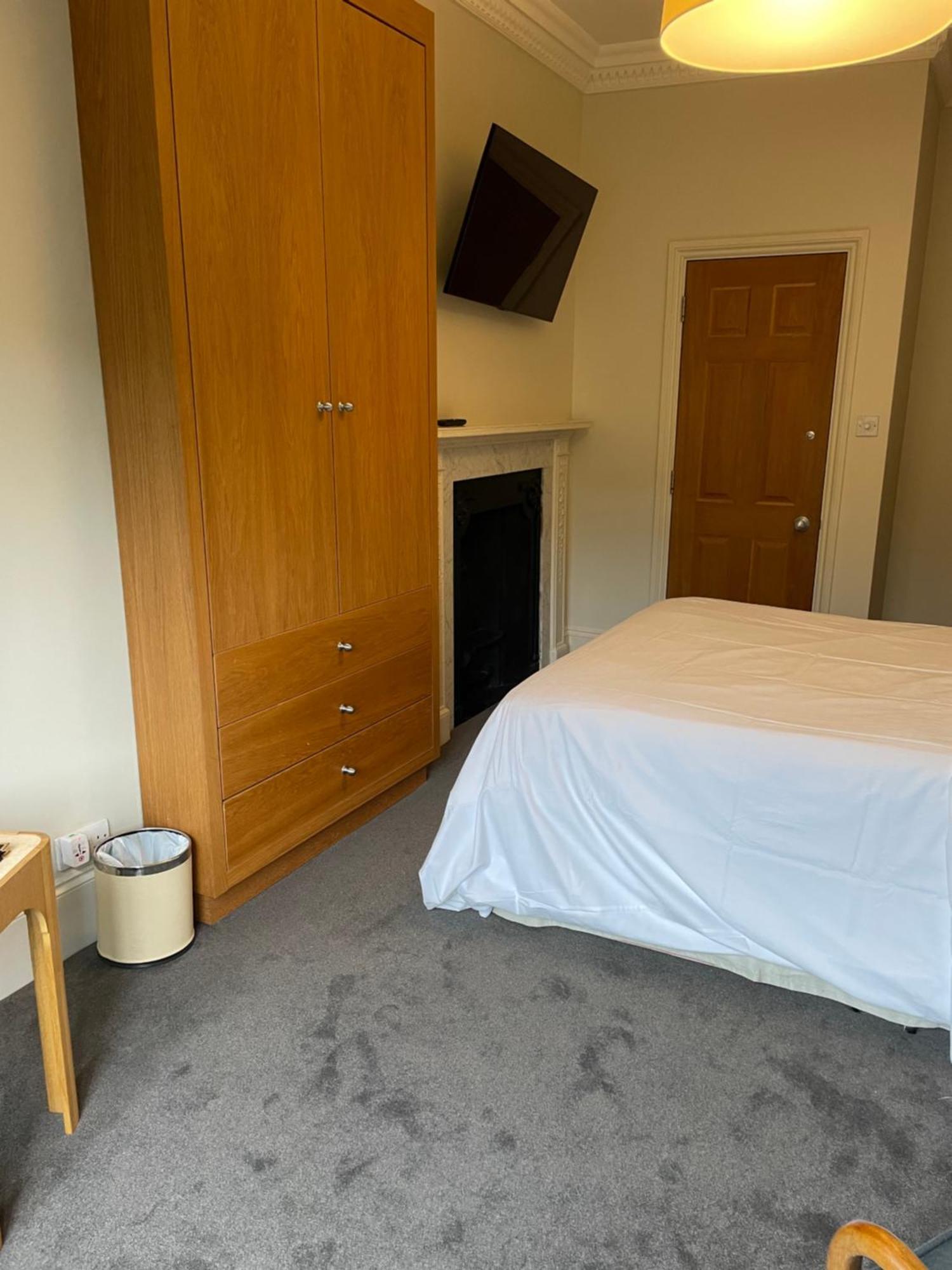 Bed & Breakfast Kennington 4*