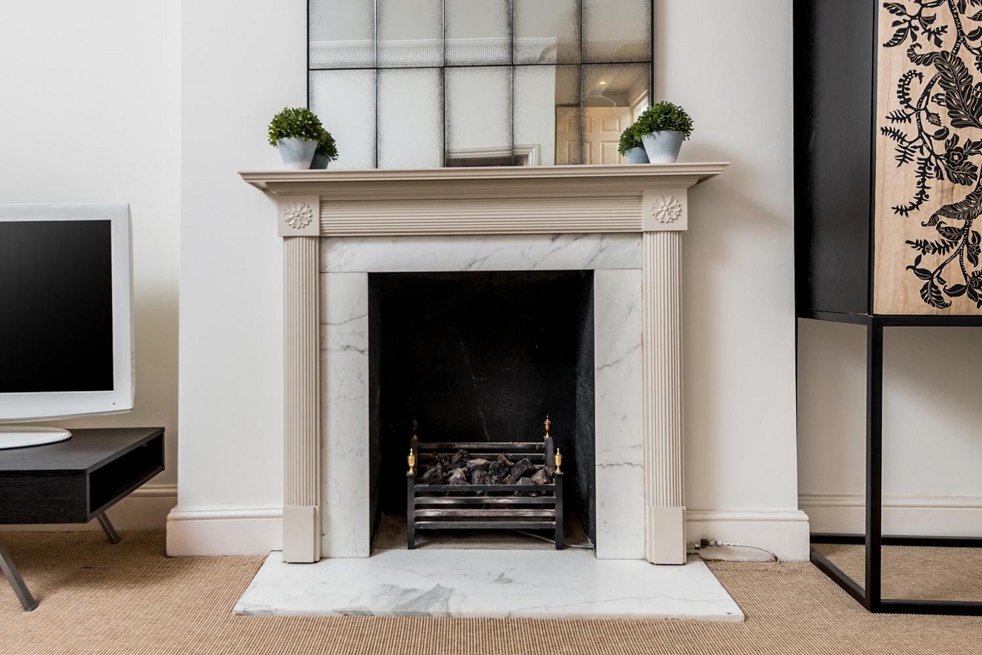 Spacious, Calm One Bedroom Londres