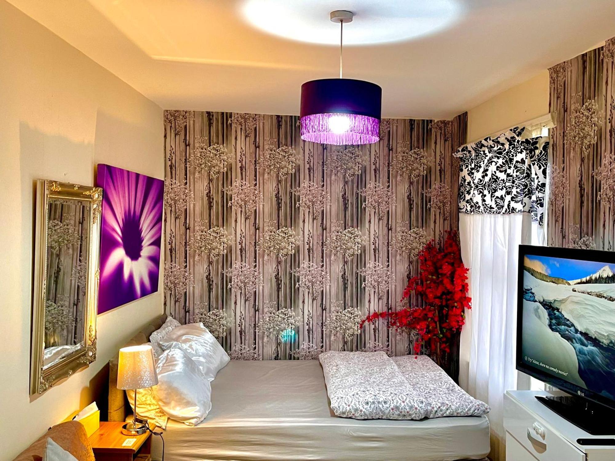 Privatunterkunft Comfy Double Bedroom With A Private Toilet *