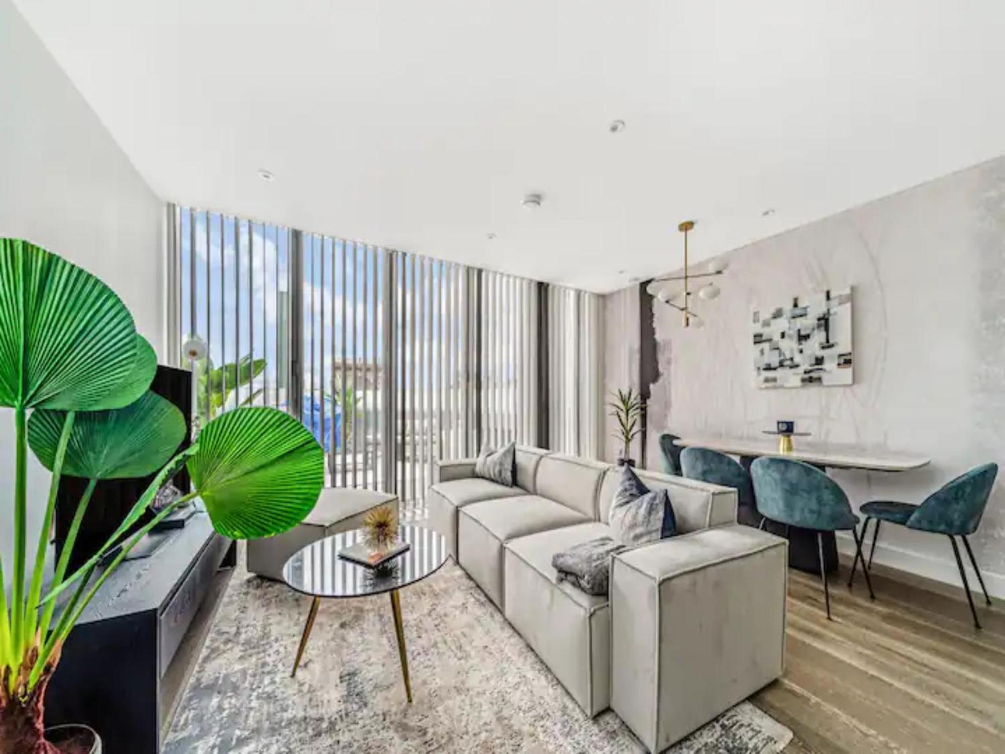 Pass The Keys Penthouse Oasis In Trendy Fulham Appartement Londen