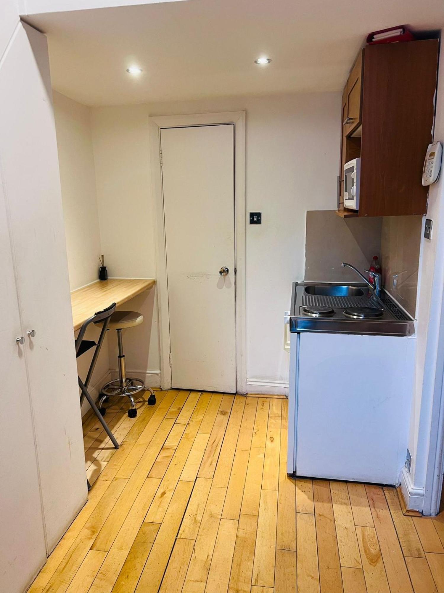 Apartment F5- Mezzanine Fits 3 Near Paddington