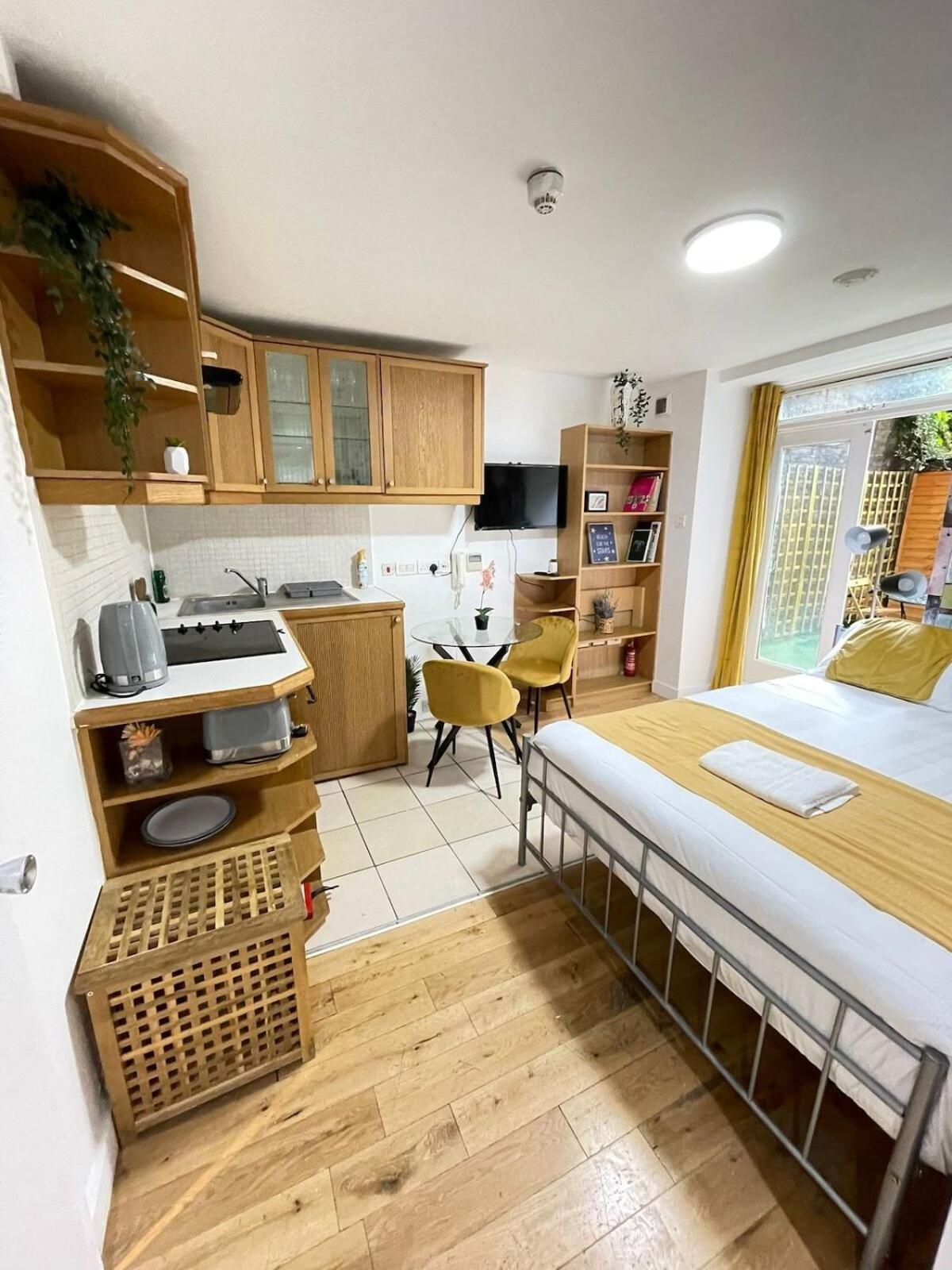 Portobello Road Artistic 'budget' Appartement *