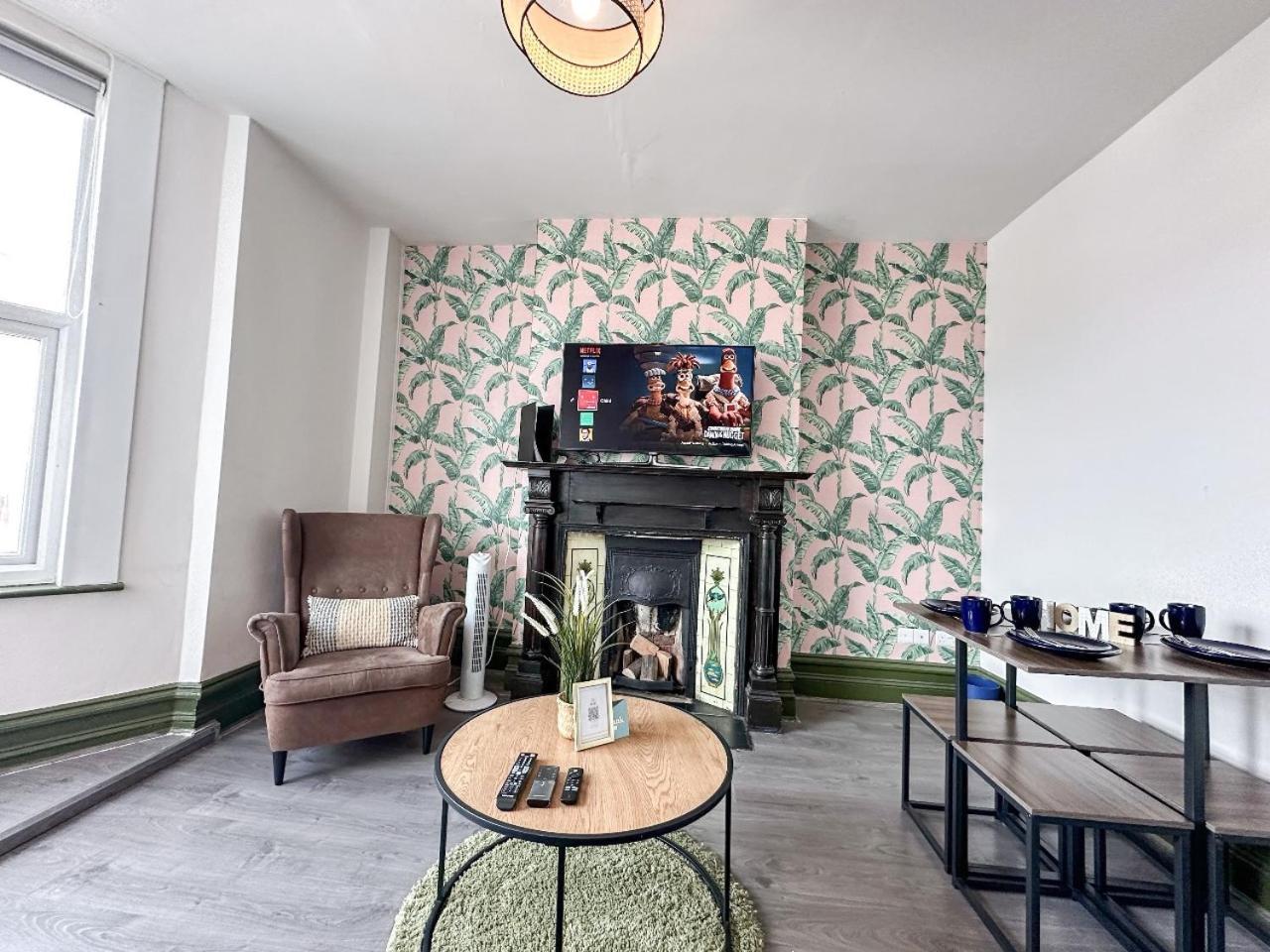 Appartamento 2 Bedroom Flat With Indoor Fireplace In Shepherds Bush, Near White