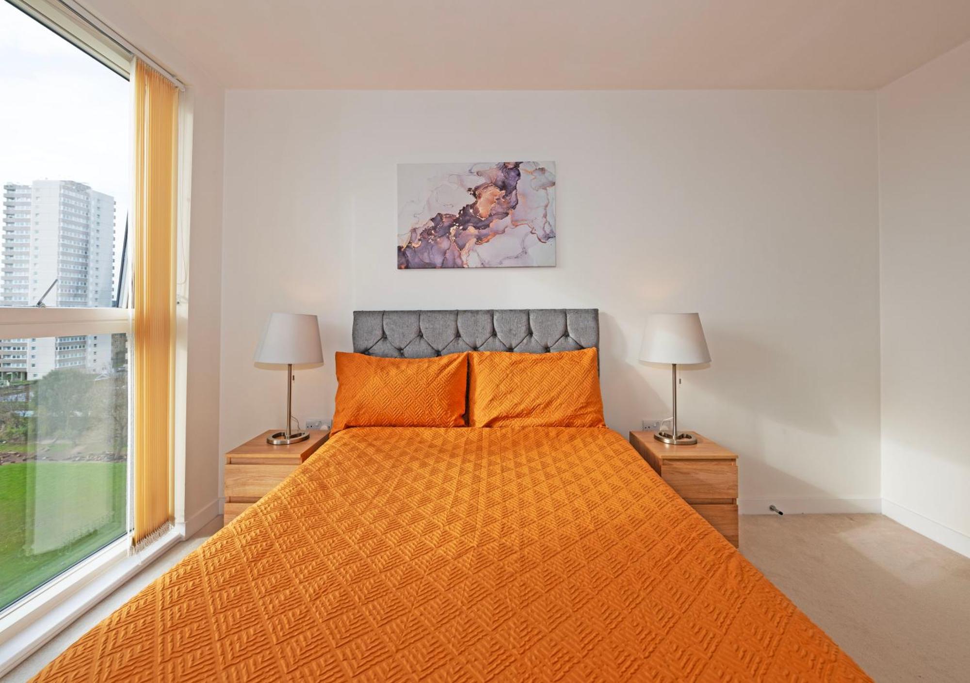 Apartment Grand Apartments Kew Gardens London
