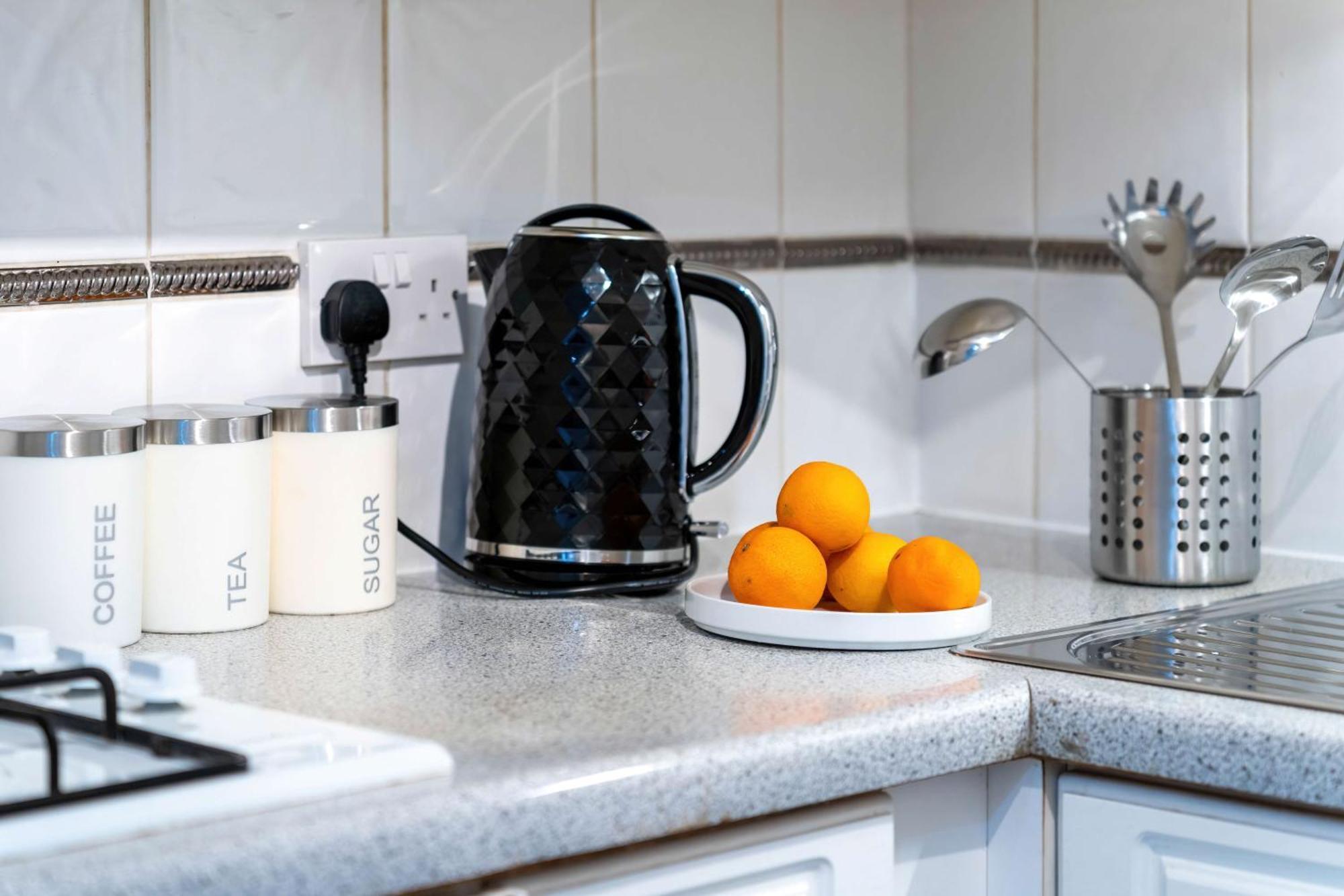 Ferienhaus Chic 3-bed Mews Townhouse St John's Wood With Free Wifi *