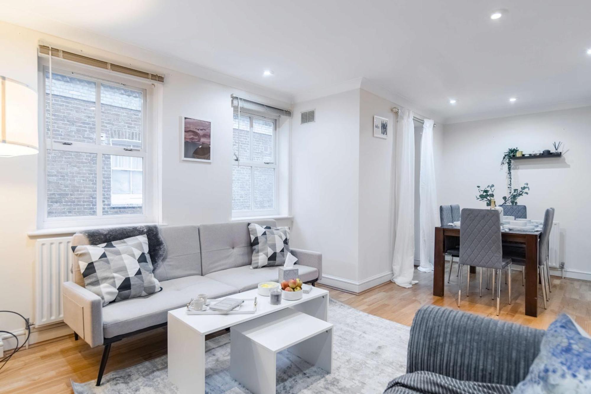 Chic 3-bed Mews Townhouse St John's Wood With Free Wifi