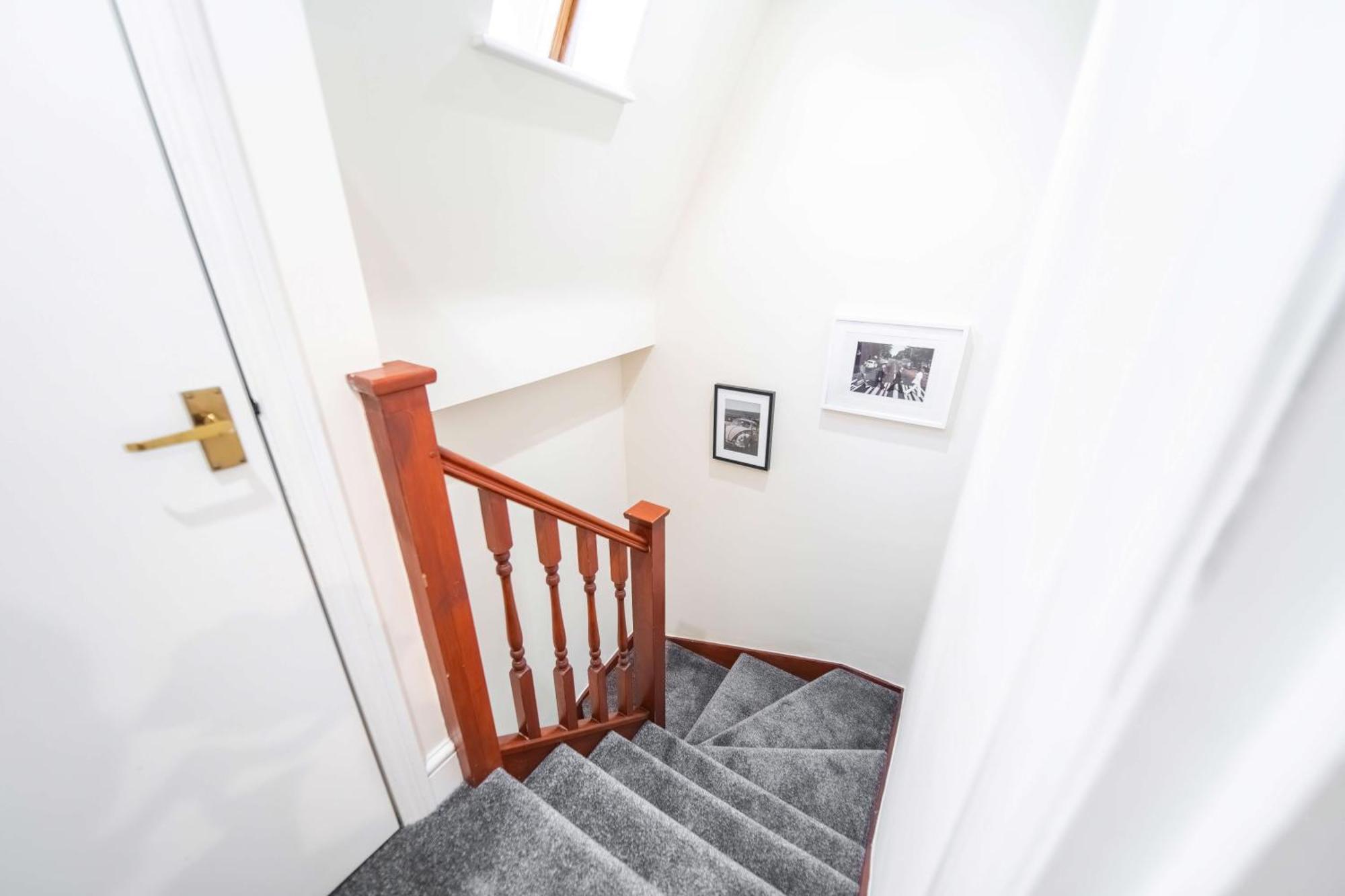 Chic 3-bed Mews Townhouse St John's Wood With Free Wifi Ferienhaus *