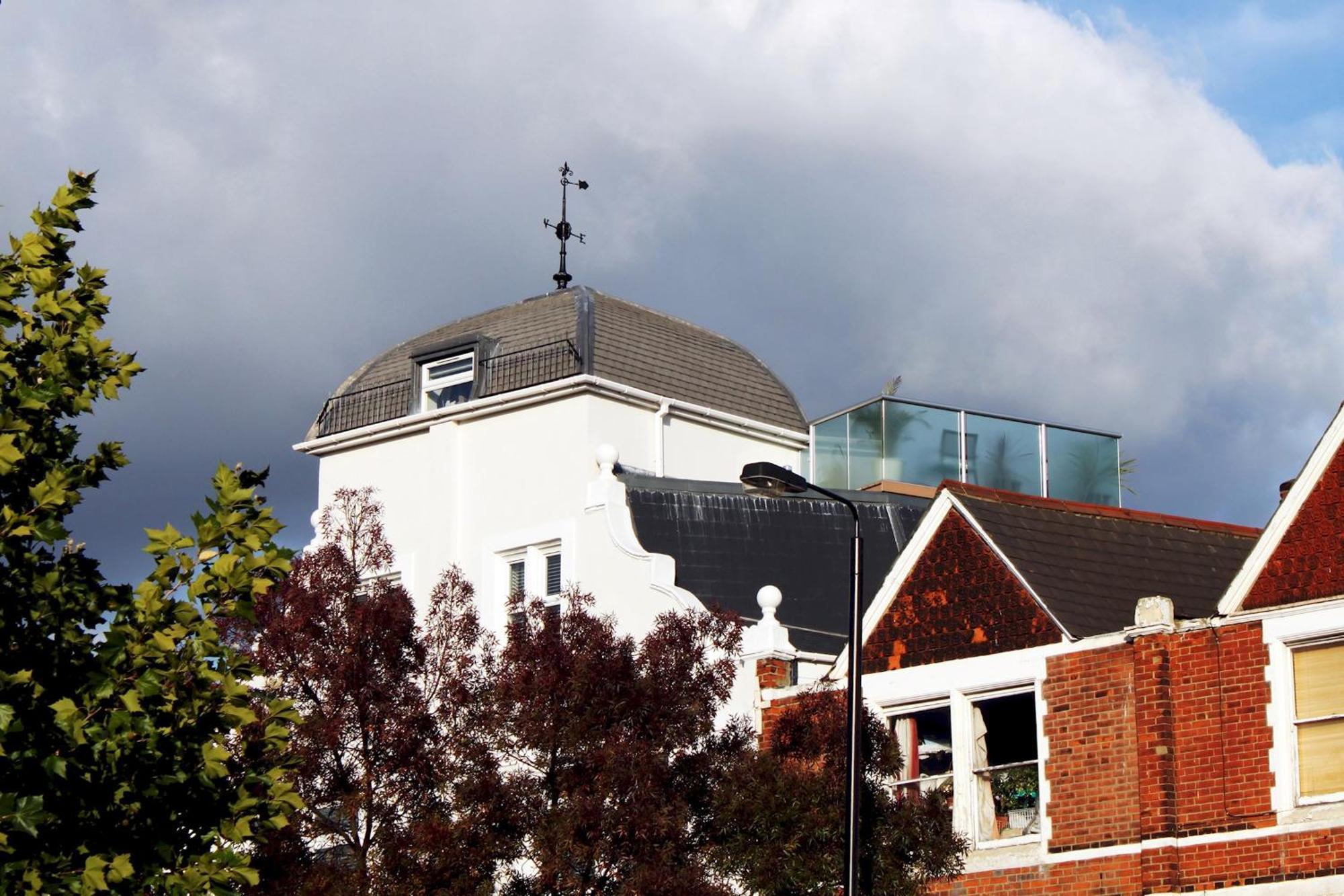 Madison Hill - White Hill House 5 - 3 Bedroom Flat *