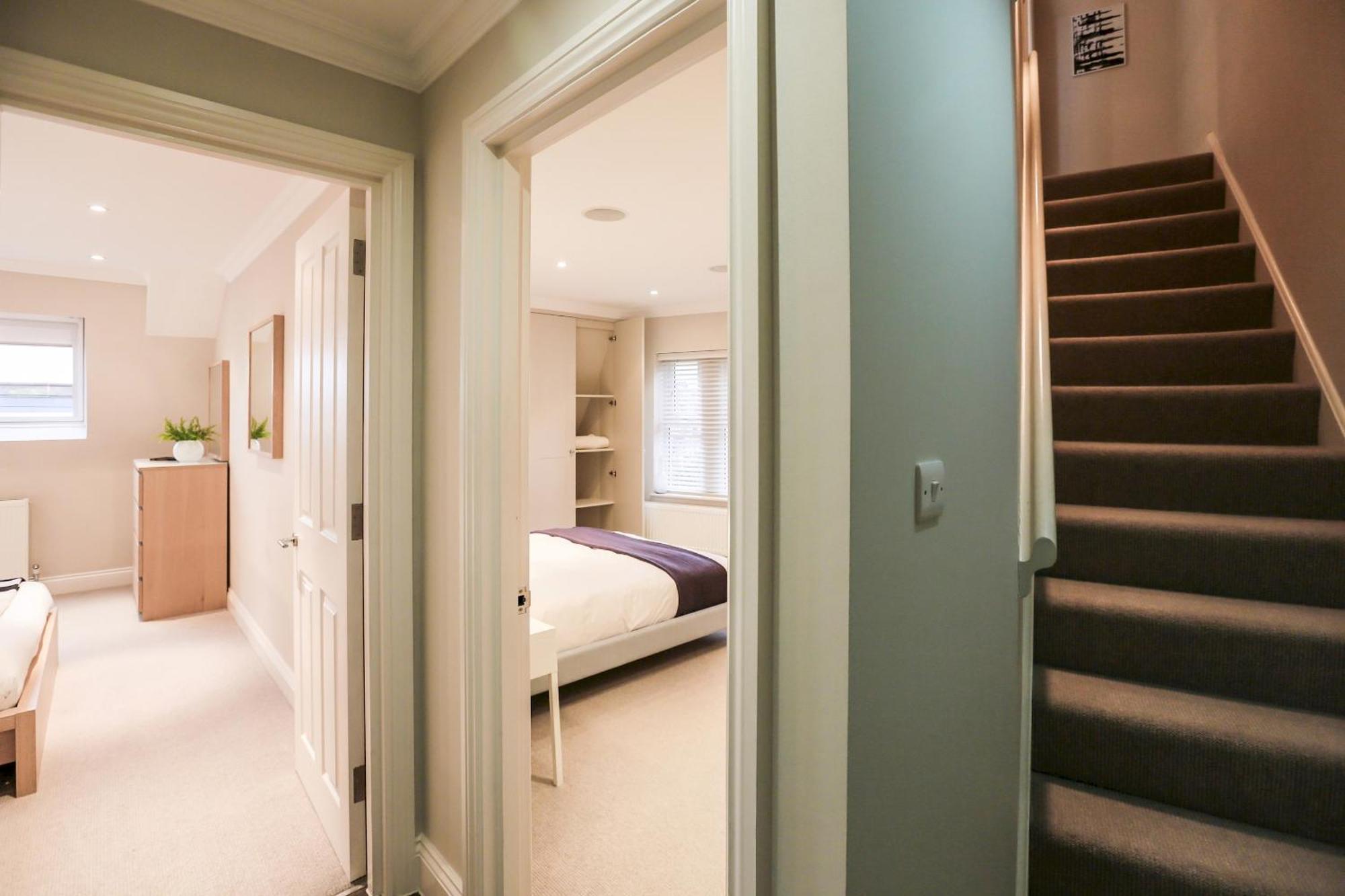 Madison Hill - White Hill House 5 - 3 Bedroom Flat Lägenhet London
