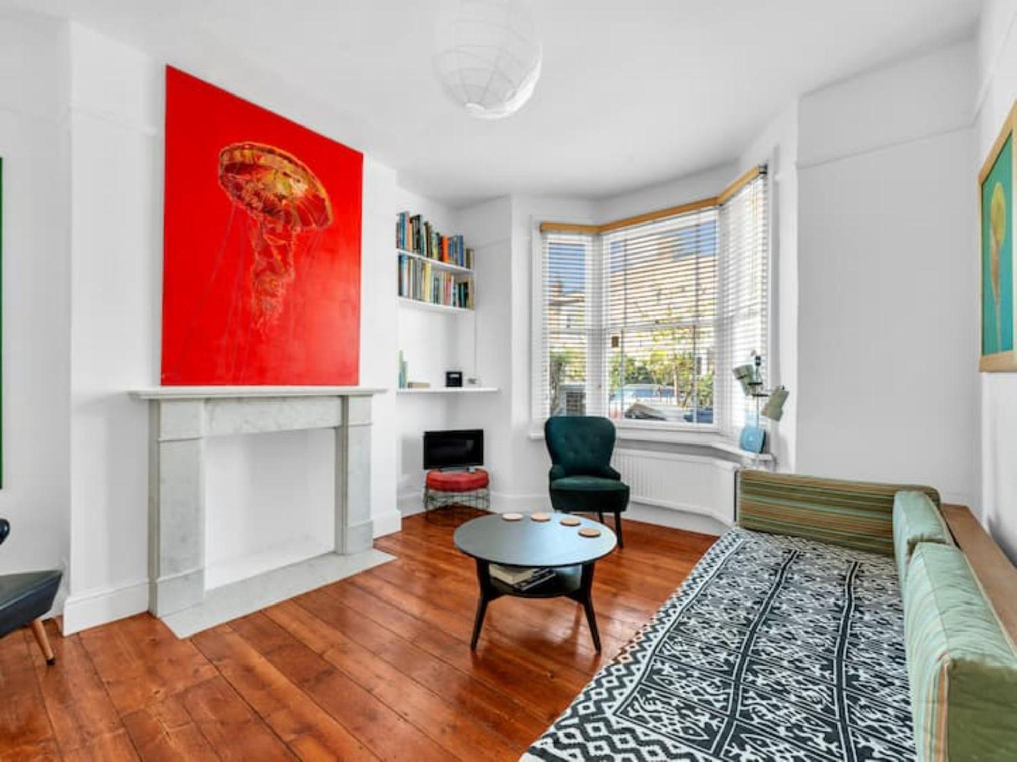 Pass The Keys Charming Victorian 2 Bed House With Artistic Flair In Acton Ideal For Families And Groups Excellent Transport Links Casa vacanze *